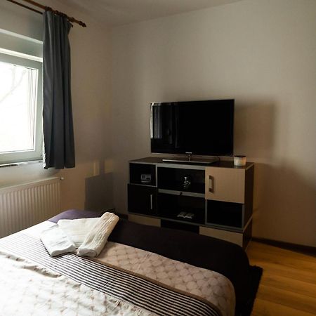 Apartament Dacul Hunedoara Exteriör bild